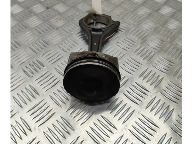 Поршень (поршни)    Jaguar XJ X351 3.0  для двигателя AJ 126