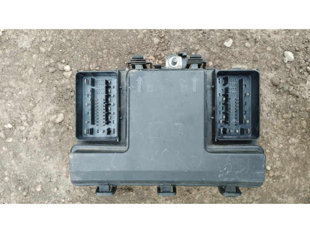 Блок предохранителей EB3T14D068FA Ford Ranger