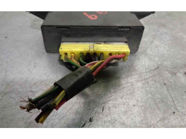 Блок управления 11069D9704   Nissan Vanette