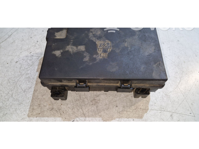 Блок предохранителей P68194607AD   Jeep Grand Cherokee    