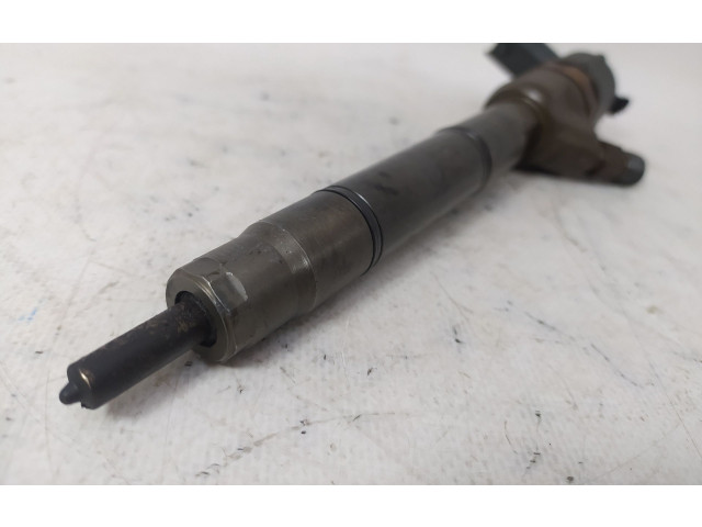 Форсунка 338002A400    Hyundai Getz  D4FA 