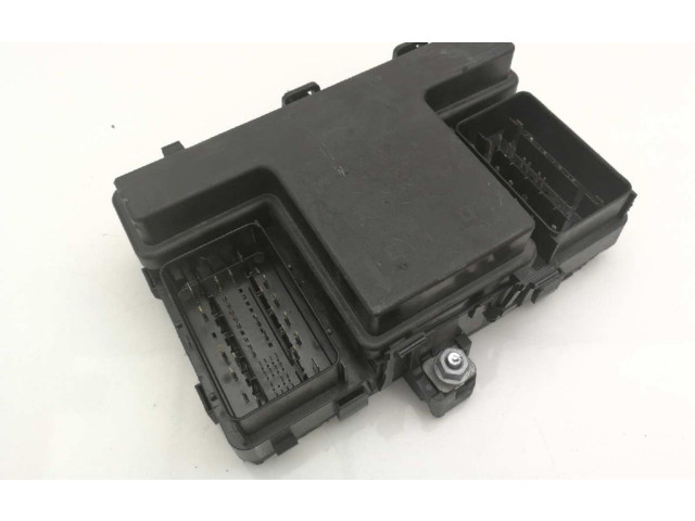 Блок предохранителей F2GT14A067EC Ford S-MAX