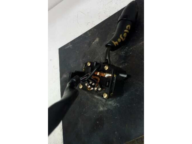 Ручка стеклоочистителей    Hyundai Coupe