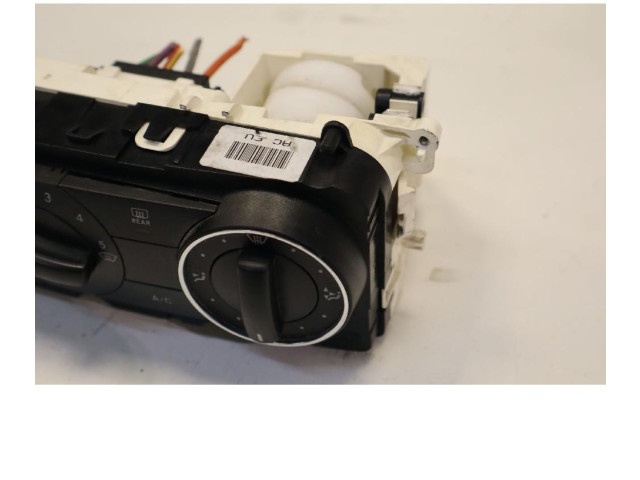 Блок управления климат-контролем A1699000900   Mercedes-Benz A W169