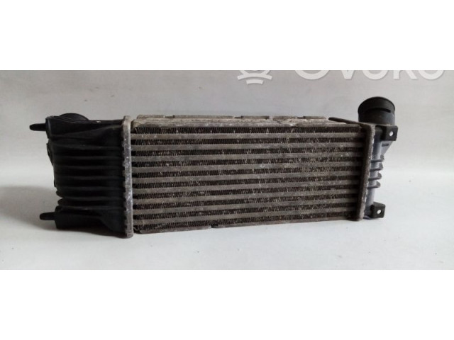 Интеркулер  Valeo, 9645682880.   Citroen C5 