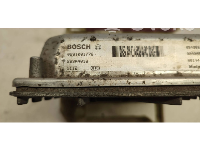 Блок управления двигателя 0281001776, 28SA4018 Volvo V70