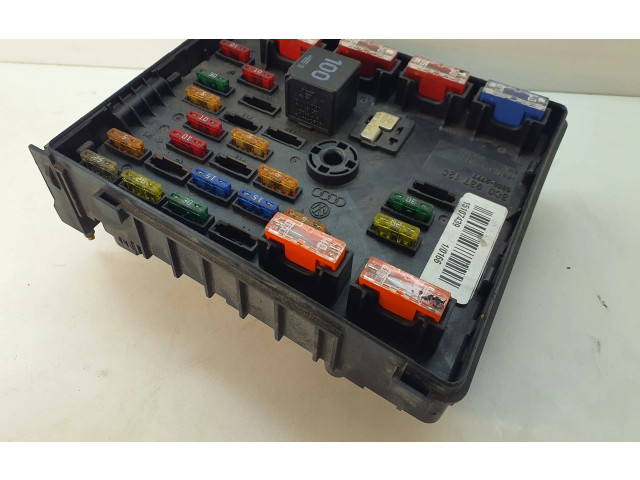 Pojistková skříňka 3C0937125, 63592777 Audi A6 S6 C6 4F 2006