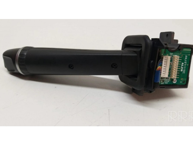 Ручка стеклоочистителей