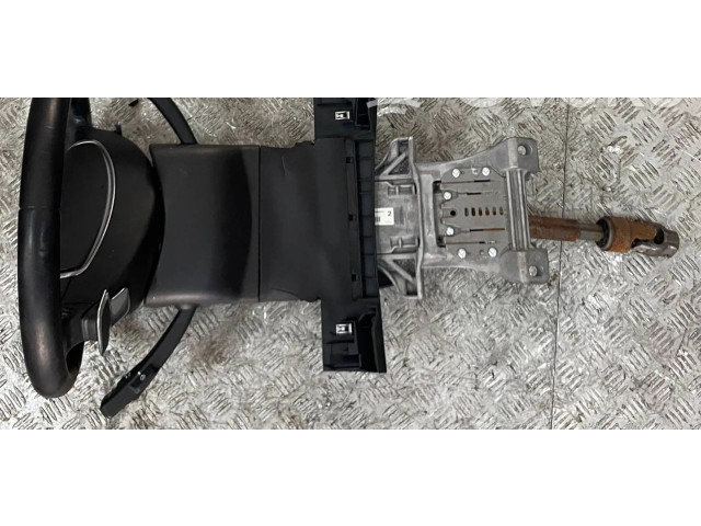 Подушка безопасности водителя 665681001F, MRSU5670655   Volvo XC90