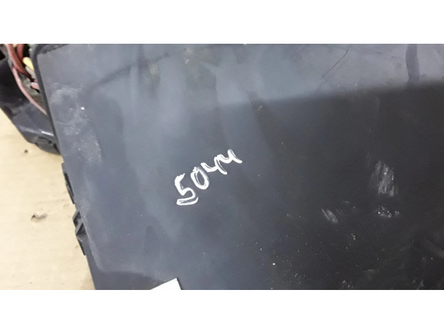 Блок предохранителей 71543276XA1, 2R8T14A003EC Jaguar S-Type