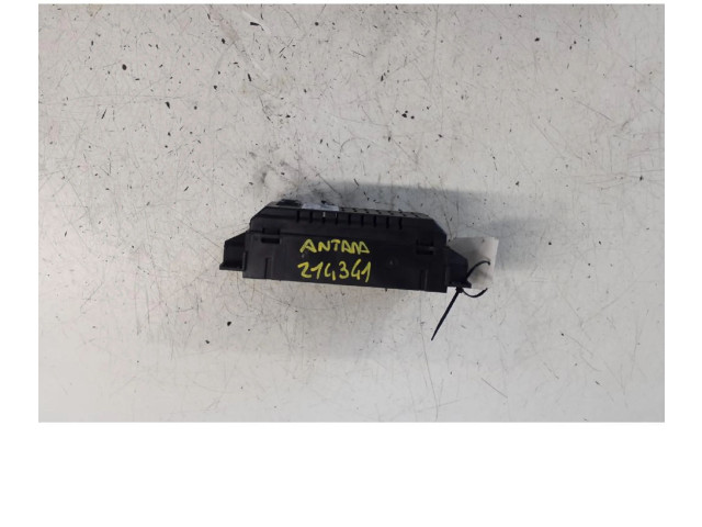 Дисплей    96858451   Opel Antara