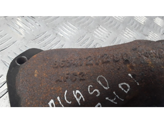 Другая деталь (детали) коллектора выброса