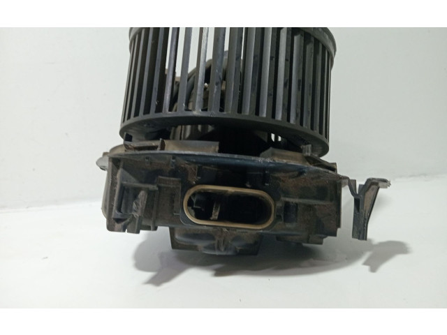 Вентилятор печки Renault Clio III