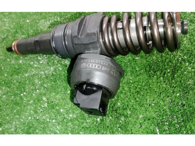 Форсунка BOSCH, 2.PINES    Volkswagen Phaeton  AJS 