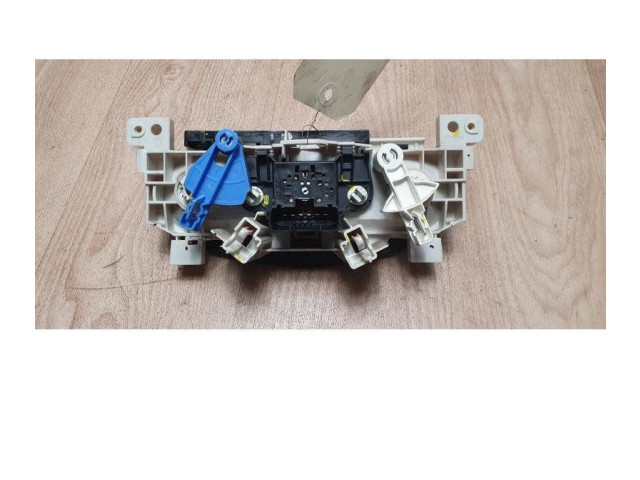 Блок управления климат-контролем 6001551800, 6001551800 Dacia Logan I