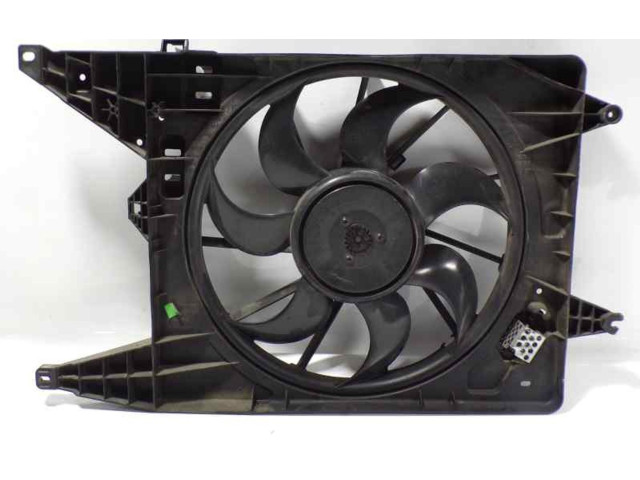 Вентилятор радиатора 214814342R, 0130307187 Dacia Sandero
