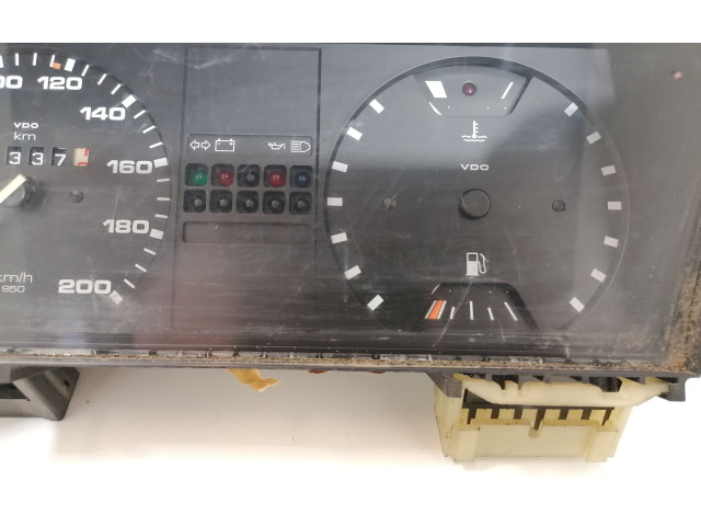 Přístrojová deska Volkswagen Golf II 1990 191919033AT, 191919059