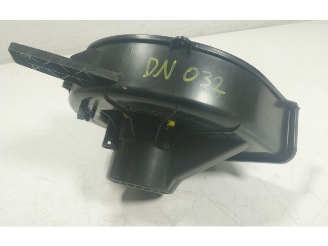 Вентилятор печки    6R1819015A, 6R1819015A   Skoda Fabia Mk3 (NJ)