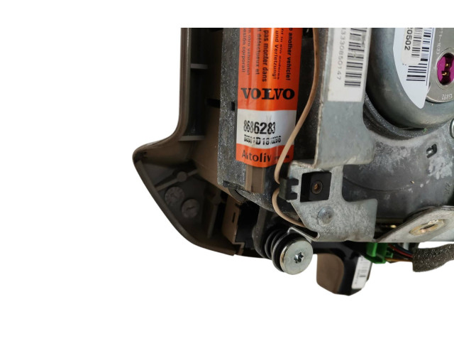 Подушка безопасности водителя 8686283   Volvo V70