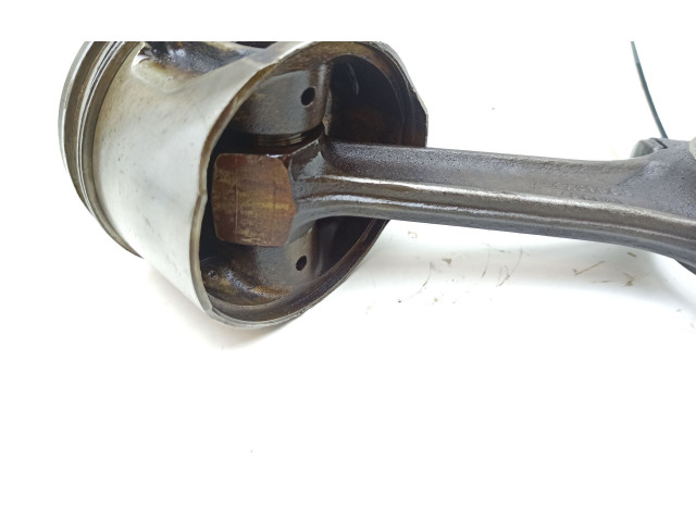 Поршень с шатуном EAC1868, SDF28 Jaguar XJS