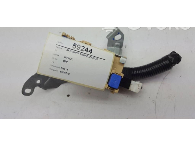 Блок предохранителей Infiniti Q50