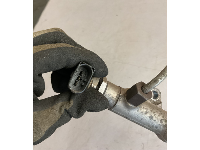 Топливная рампа 779551403 BMW 5 E60 E61 для двигателя M57