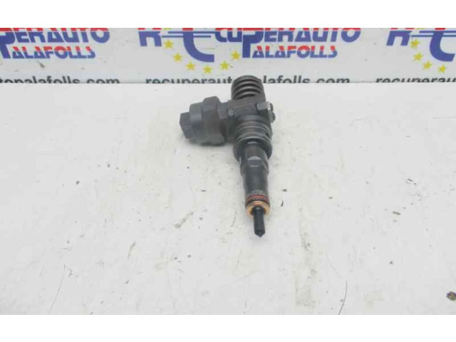 Форсунка 038130073F    Volkswagen Bora   