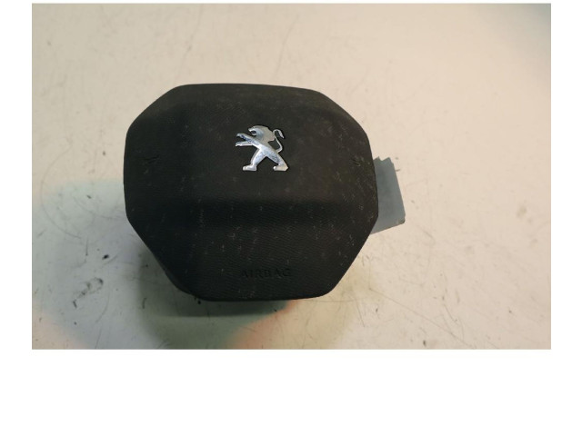 Подушка безопасности водителя 98255207ZD   Peugeot 2008 II