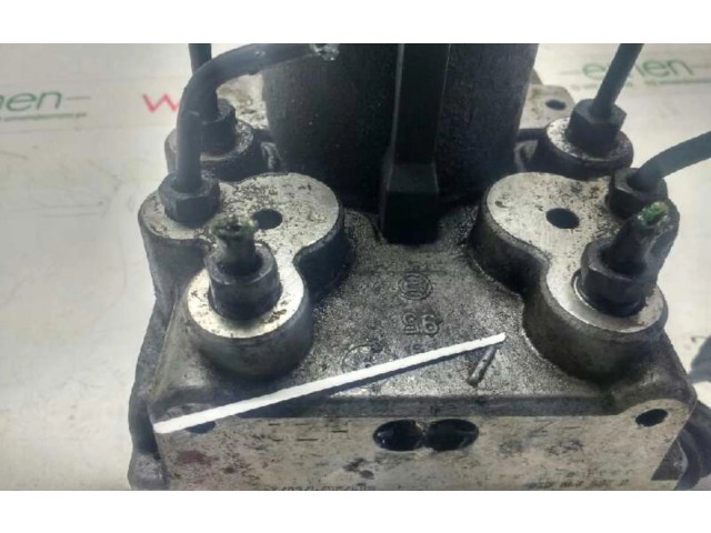 Jednotka ABS 8D0614111Q   Audi A8 S8 D2 4D 