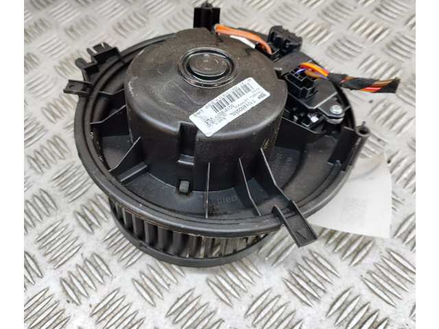 Вентилятор печки 5Q0907521C Volkswagen Golf VII