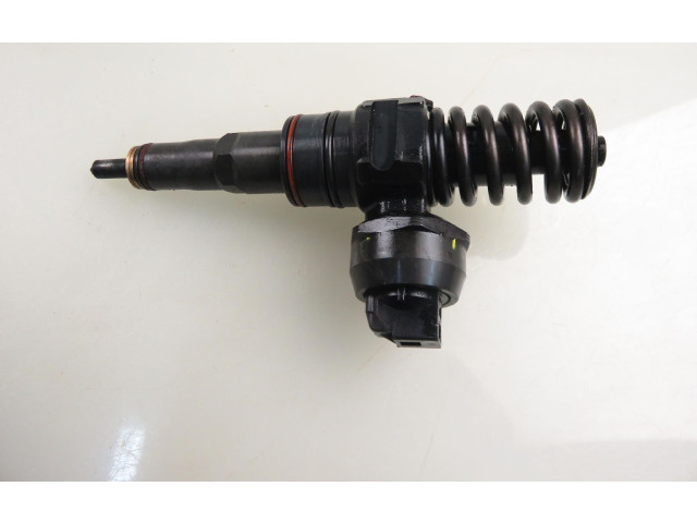 Форсунка 0414720039, 038130073AL    Audi A3 S3 8L  ASZ 