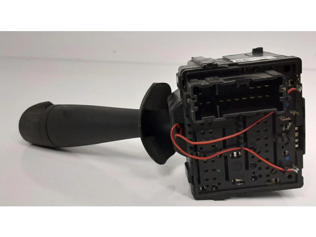 Ручка стеклоочистителей E1109568 Dacia Logan II