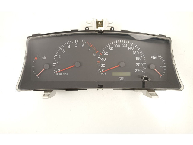 Přístrojová deska Toyota Corolla E110 2002 8380002800, 110080106001