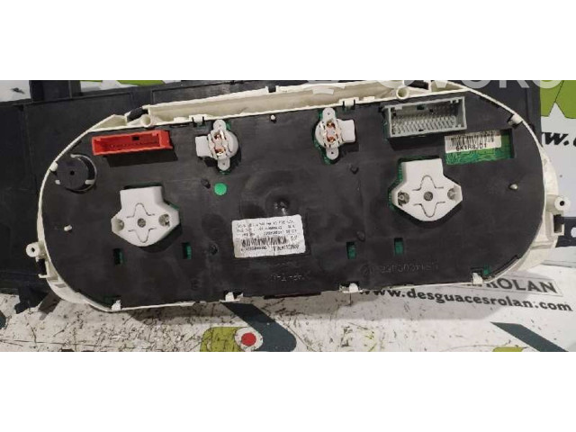 Přístrojová deska Renault Vel Satis 2002 8200013676B