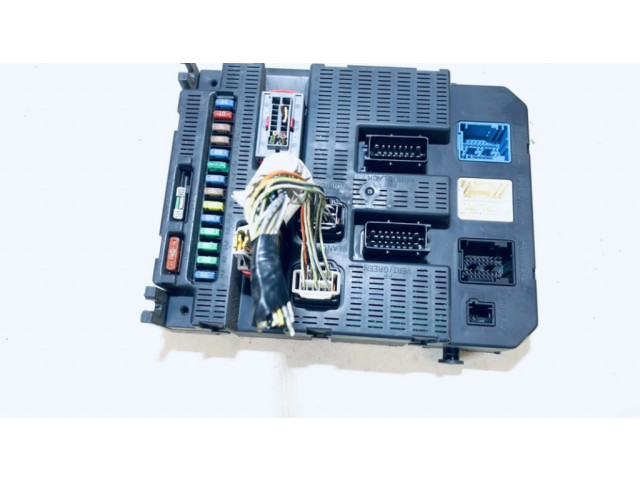 Блок предохранителей 9663798580, 2487045181207 Citroen C4 I