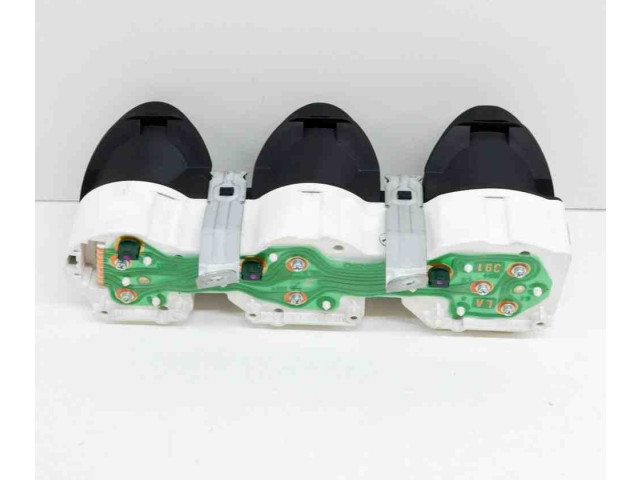 Přístrojová deska Dodge Stealth 1992 0570206032, MB604752