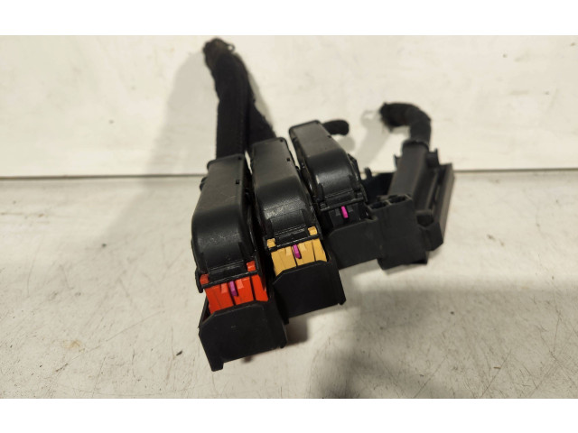   Pojistková skříňka 4L0971845   Audi Q7 4L 2006