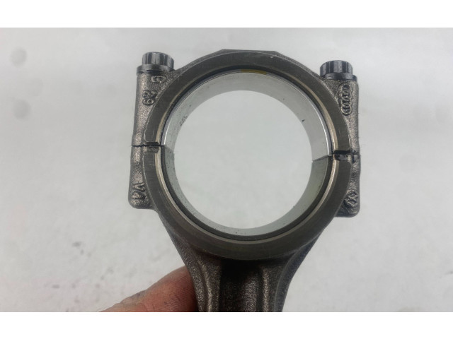 Поршень с шатуном    04LA, 011A   Volkswagen Golf VII