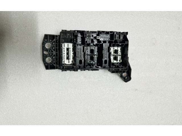 Блок предохранителей 68347016AD Jeep Grand Cherokee WL