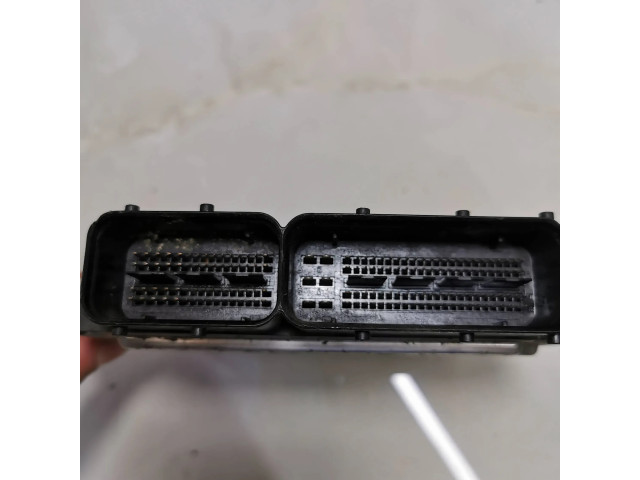 Блок управления двигателя 00551950240, 0261S01032   Alfa Romeo GT