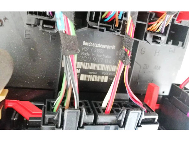 Блок предохранителей 3c0937049e Volkswagen Golf Plus