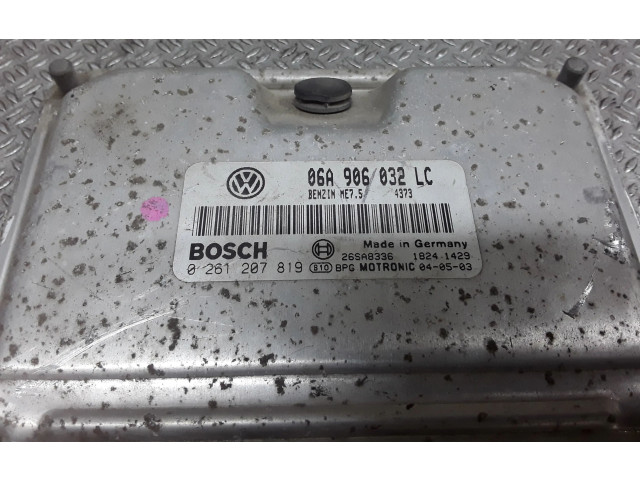 Блок управления двигателя 06A906032LC, 0261207819 Skoda Octavia Mk1 (1U)
