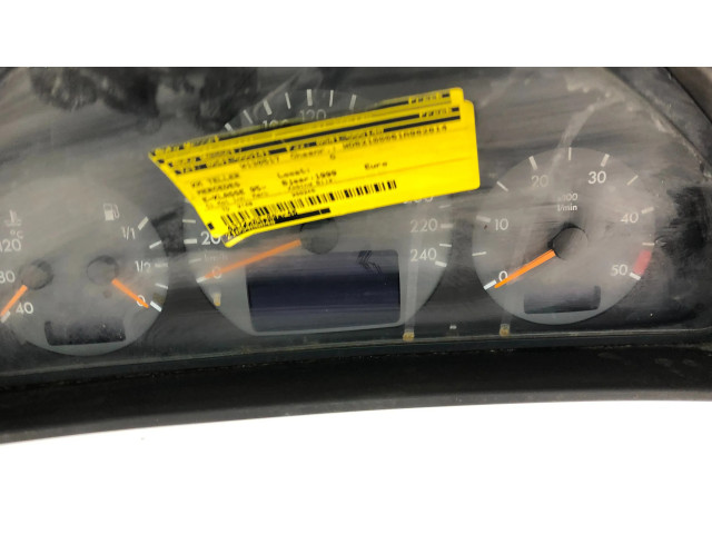 Панель приборов A2105406048   Mercedes-Benz E W210       