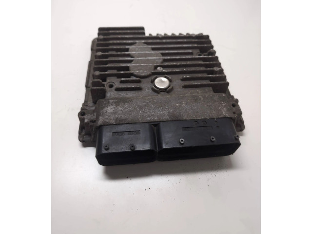 Блок управления двигателя 03L906023LK, 5WP42686AA Skoda Rapid (NH)