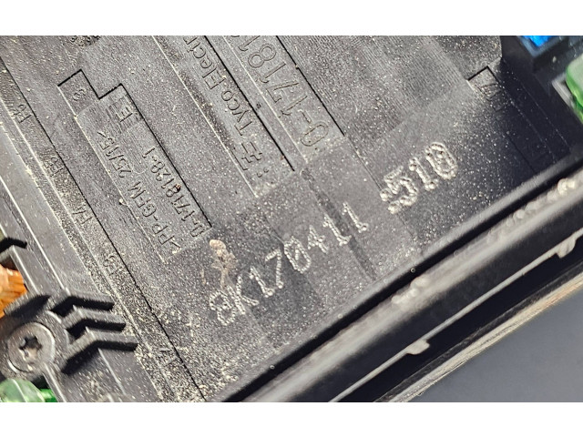 Pojistková skříňka 01718130, 8K170411510 Volkswagen Caddy 2012