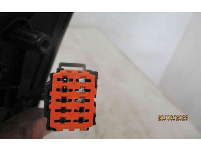 Зеркало (управляемое электричеством)