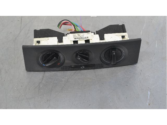 Блок управления климат-контролем Skoda Fabia Mk1 (6Y)