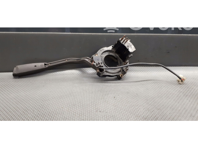 Ручка стеклоочистителей 811953503B Audi 80 90 B3