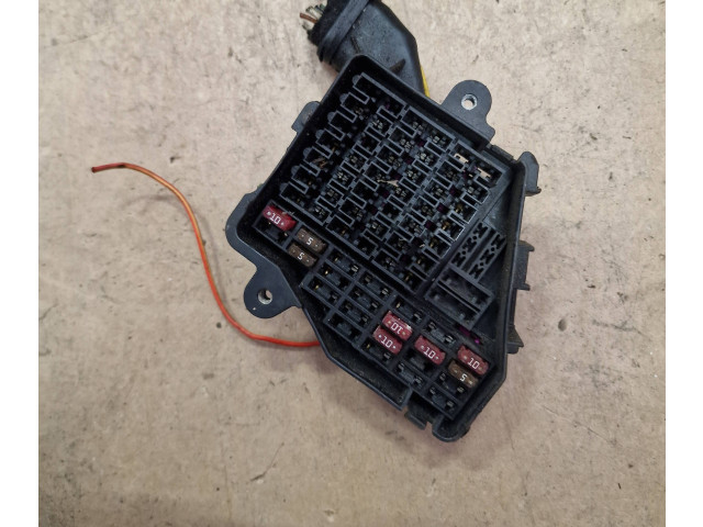 Ручка стеклоочистителей 8D2941824 Audi A4 S4 B5 8D