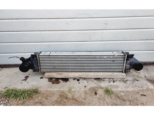 Интеркулер 31273910 Volvo S60